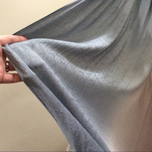 Calvin Klein ombré light blue and cream scarf - Picture 4 of 7